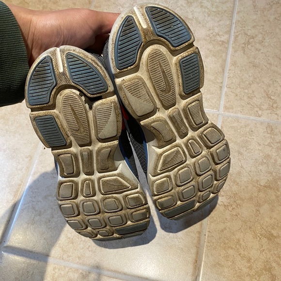 NIKE Flex Experience RN - Picture 2 of 5